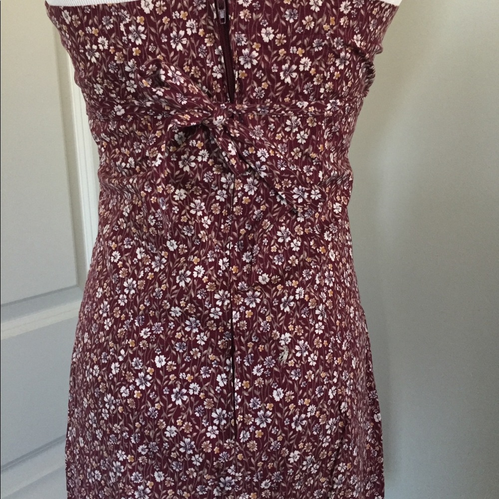 4/$20🛍 Gorgeous floral strapless dress - Picture 5 of 8